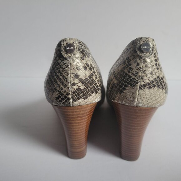 Calvin Klein Snake Print Peep Toe Wedges Size 8M - Picture 6 of 8